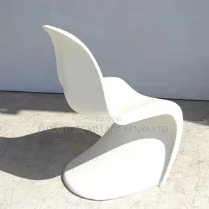 Dining Chair:Stylish Curved White Plastic Office Dining Seat