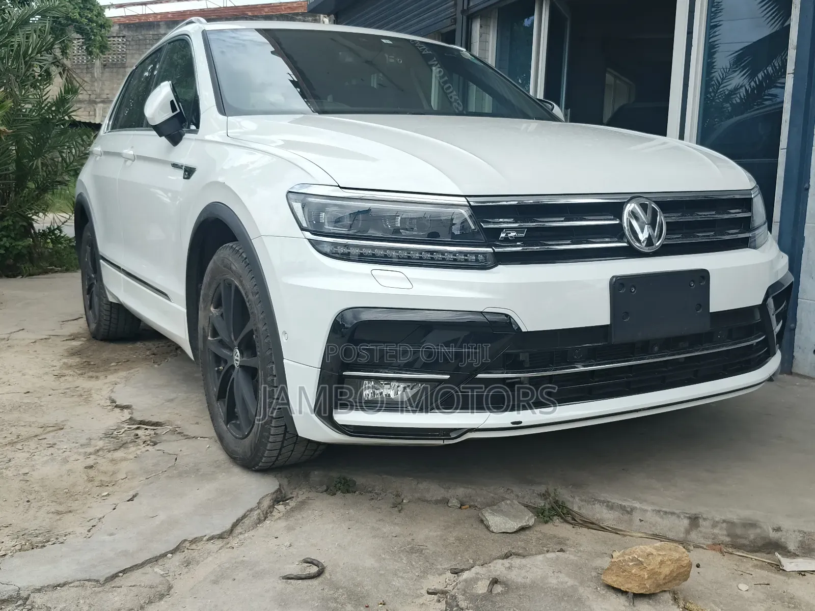 Volkswagen Tiguan 2.0T SEL R-Line AWD 4MOTION 2019 White