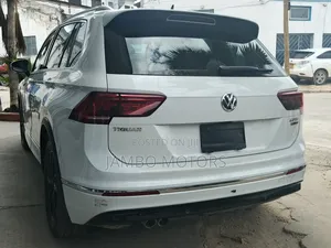 Volkswagen Tiguan 2.0T SEL R-Line AWD 4MOTION 2019 White