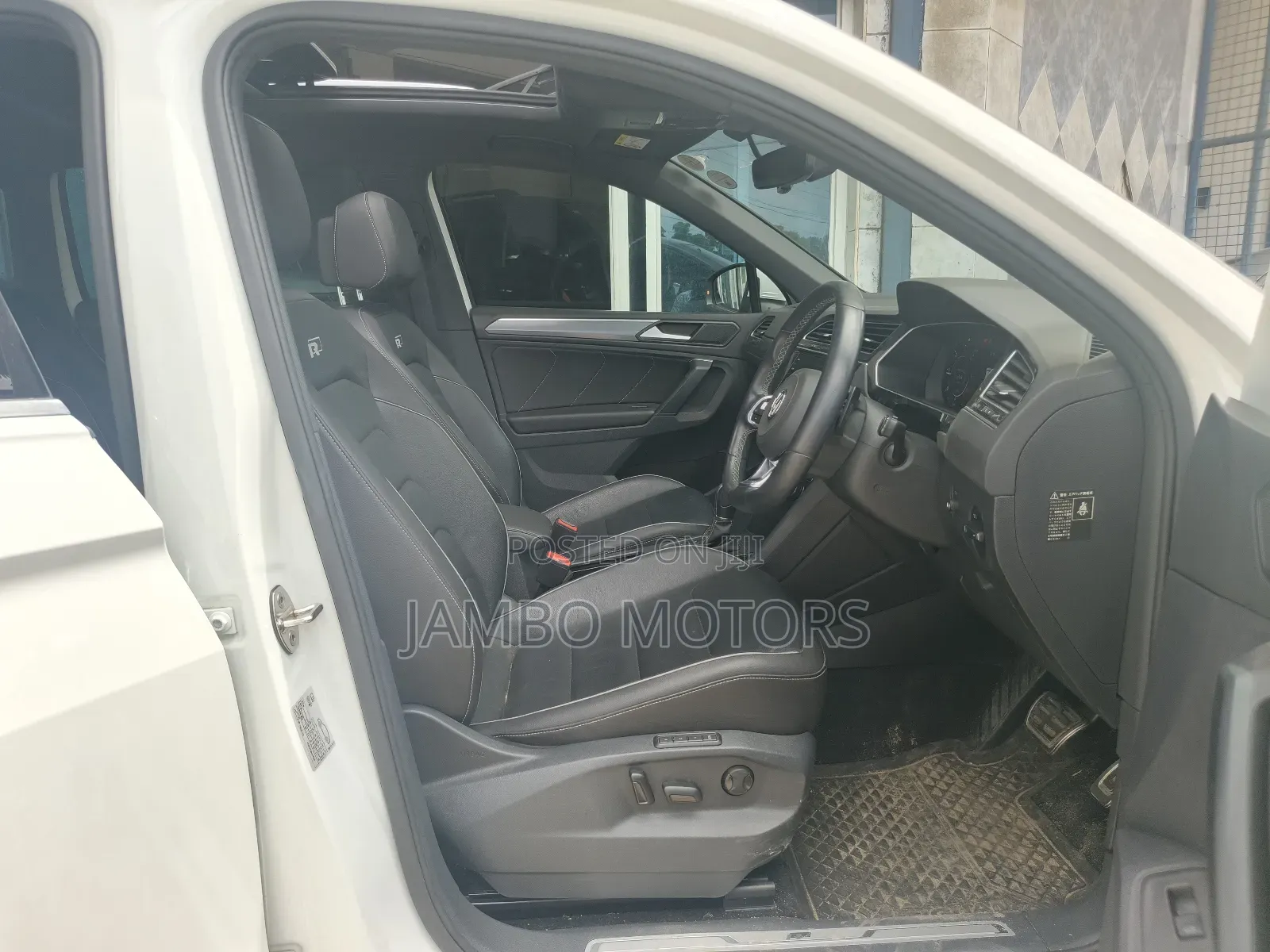 Volkswagen Tiguan 2.0T SEL R-Line AWD 4MOTION 2019 White