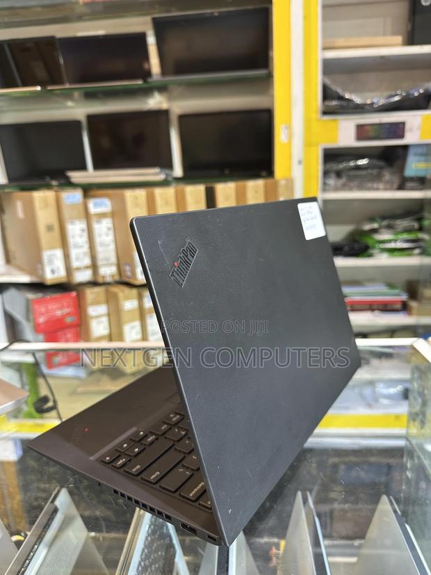 Laptop Lenovo ThinkPad X1 Carbon 8GB Intel Core I5 SSD 256GB - thumbnail 5