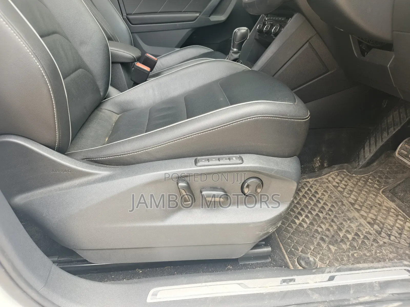 Volkswagen Tiguan 2.0T SEL R-Line AWD 4MOTION 2019 White