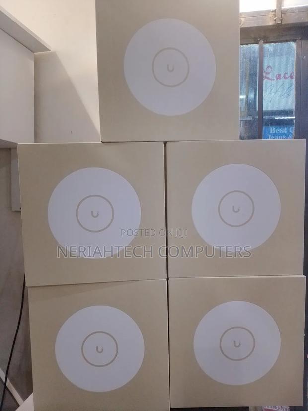 Unifi 6 Access Point Wifi 6 Pro (U6-Pro) - main view