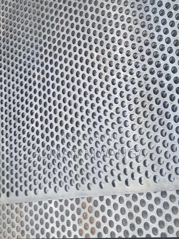 Heavy Gauge Ms Peforated Sheet