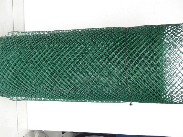 Plastic Poultry Mesh (10mm)