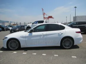 Alfa Romeo Giulia 2018 White