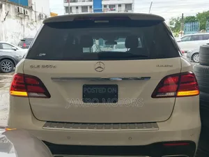 Mercedes-Benz GLE-Class GLE 350d 4MATIC 2018 White