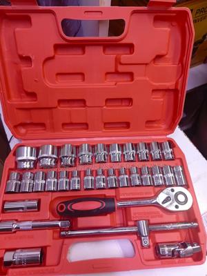 32pcs Socket Spanner Set With Box Spanners 32mm Max - thumbnail 2