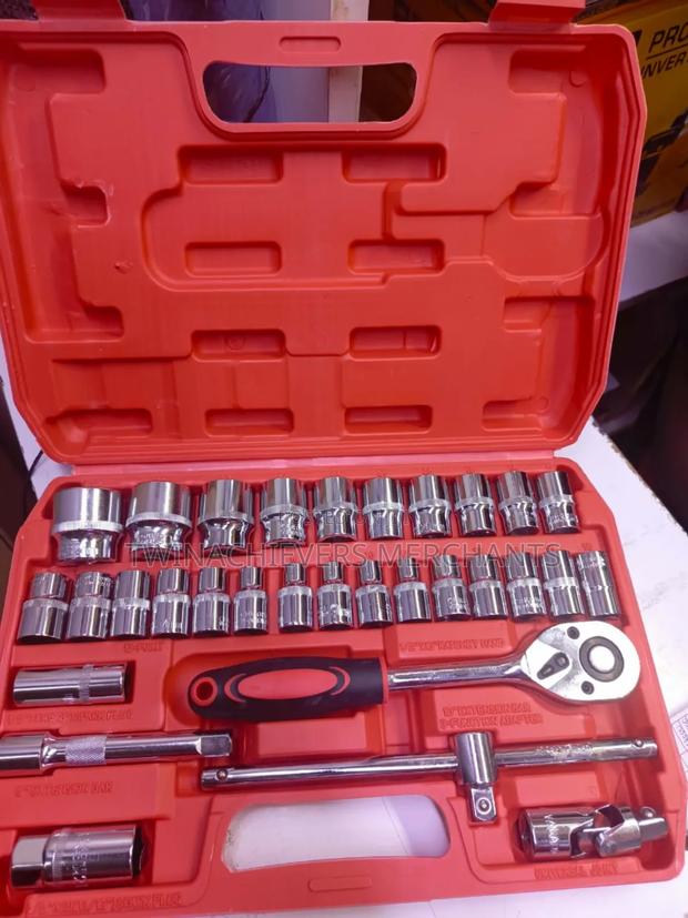 32pcs Socket Spanner Set With Box Spanners 32mm Max - main view