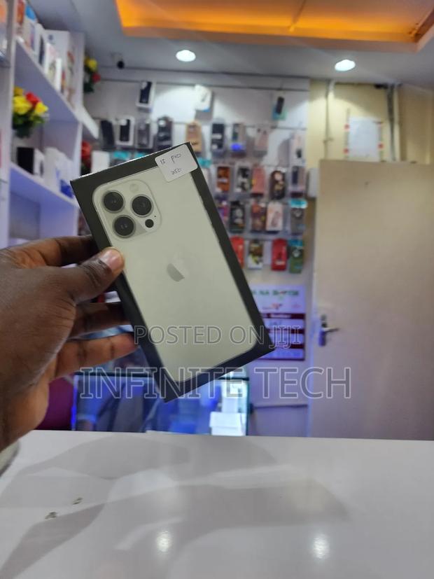 New Apple iPhone 13 Pro 256 GB Black - thumbnail 4