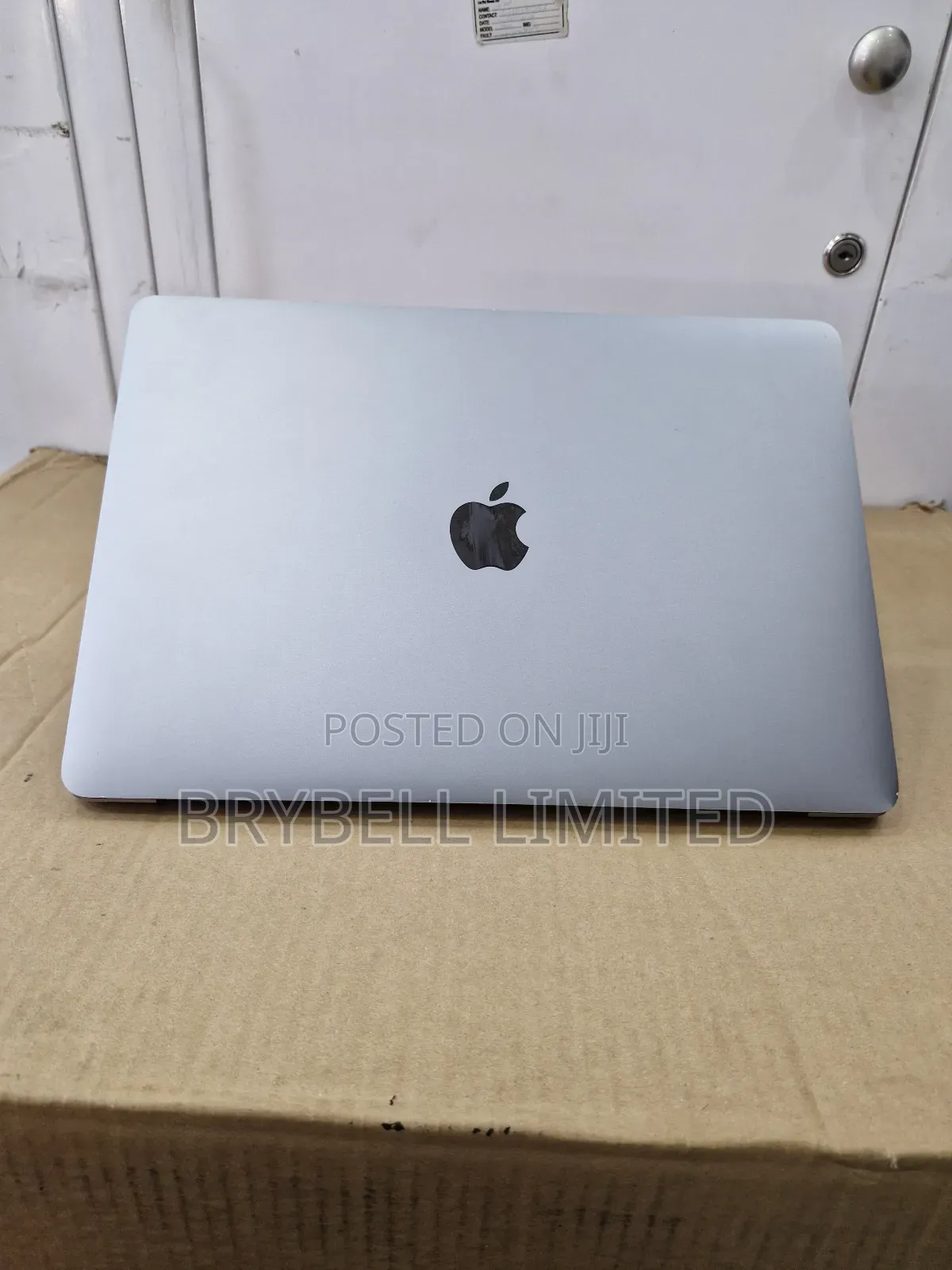 Laptop Apple MacBook Pro 2016 8GB Intel Core I5 SSD 256GB