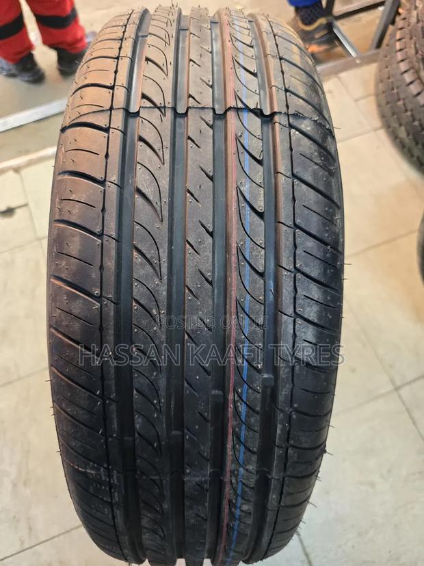 205/65r15 Zextuar Tyre - thumbnail 2