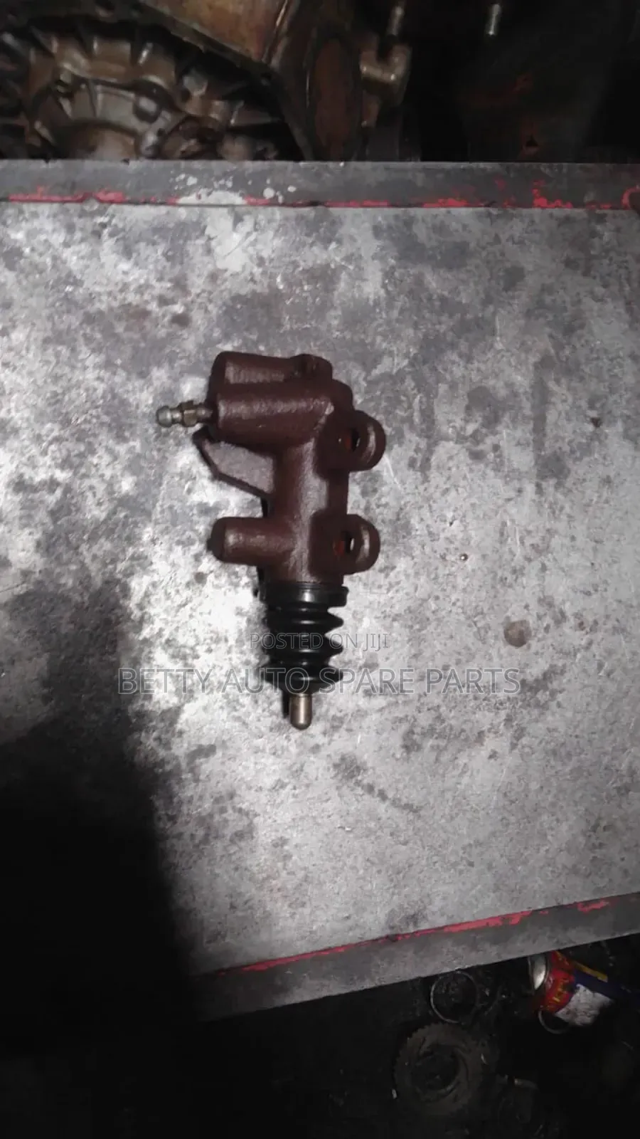 Toyota Rav 4 Crutch Slave Cylinder