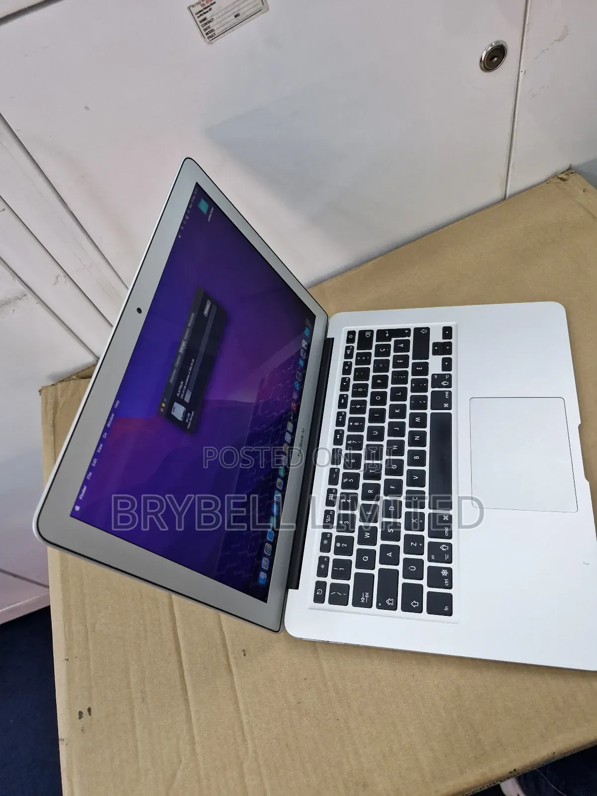 Laptop Apple MacBook Air 2015 8GB Intel Core I5 SSD 256GB
