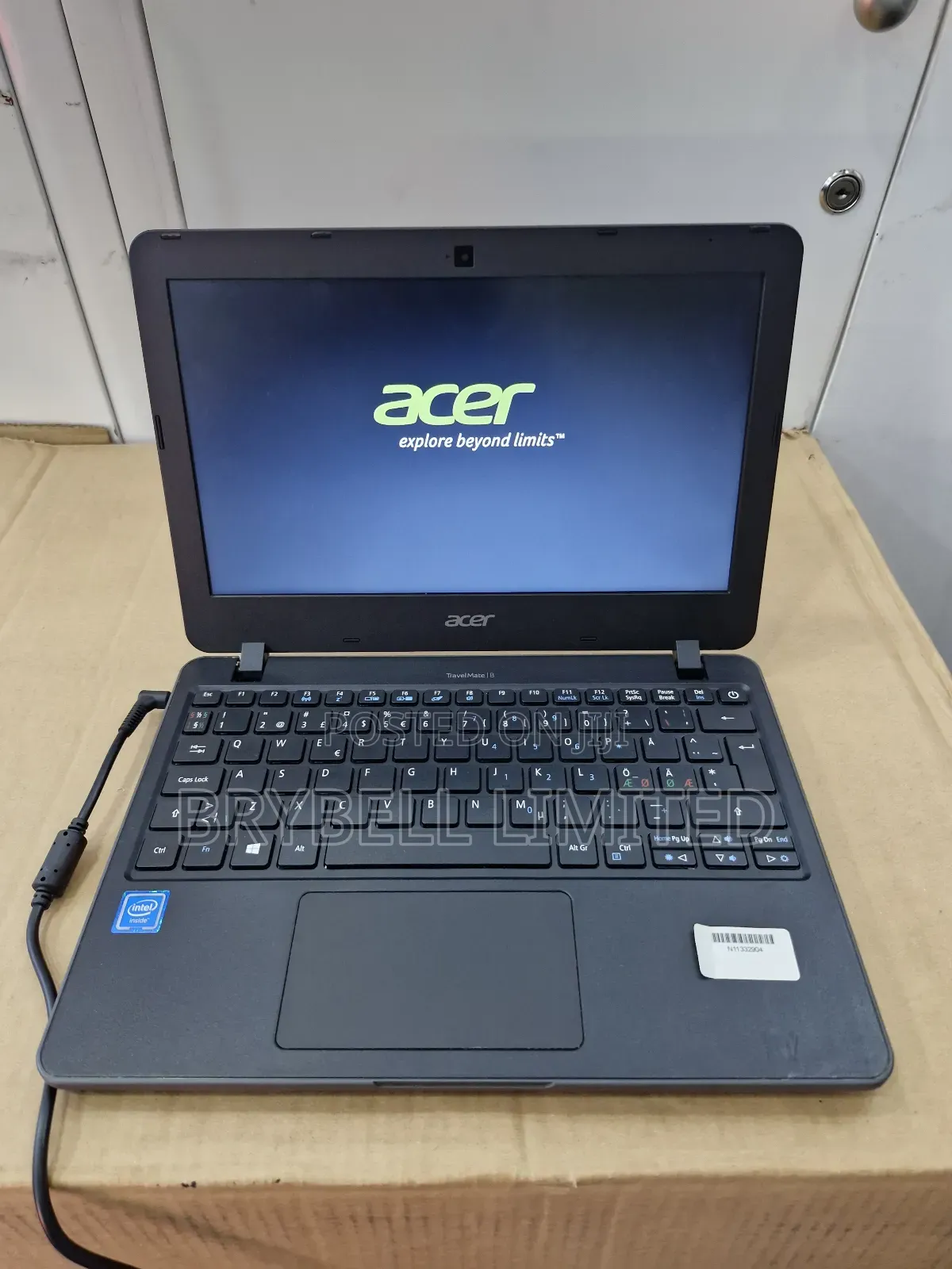 Laptop Acer TravelMate B 4GB Intel Celeron HDD 72GB