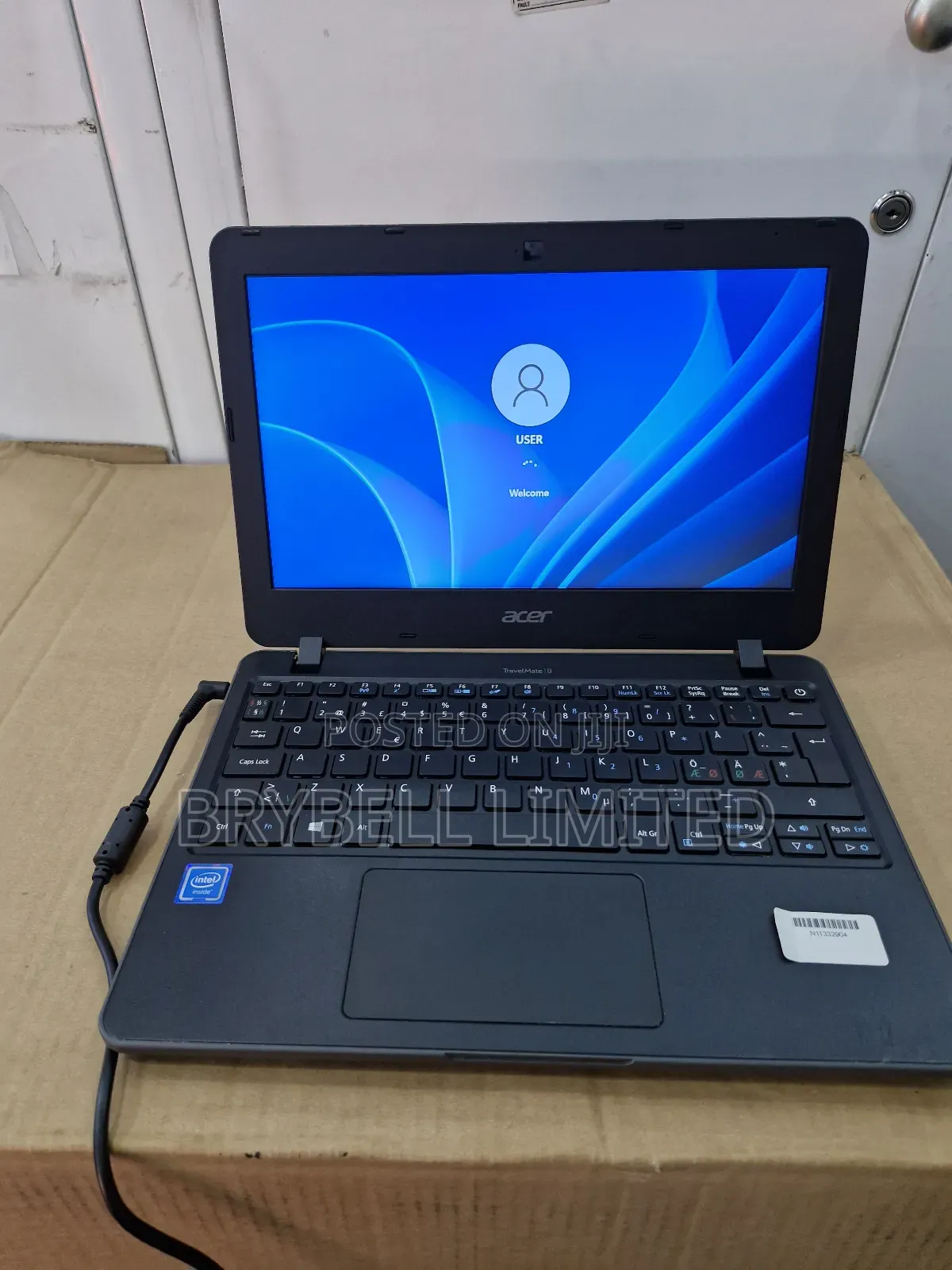 Laptop Acer TravelMate B 4GB Intel Celeron HDD 72GB