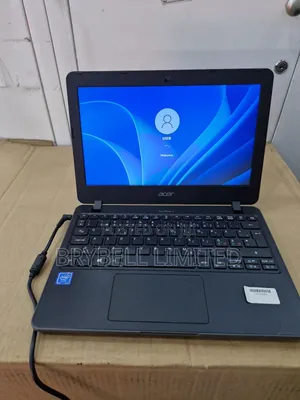 Laptop Acer TravelMate B 4GB Intel Celeron HDD 72GB