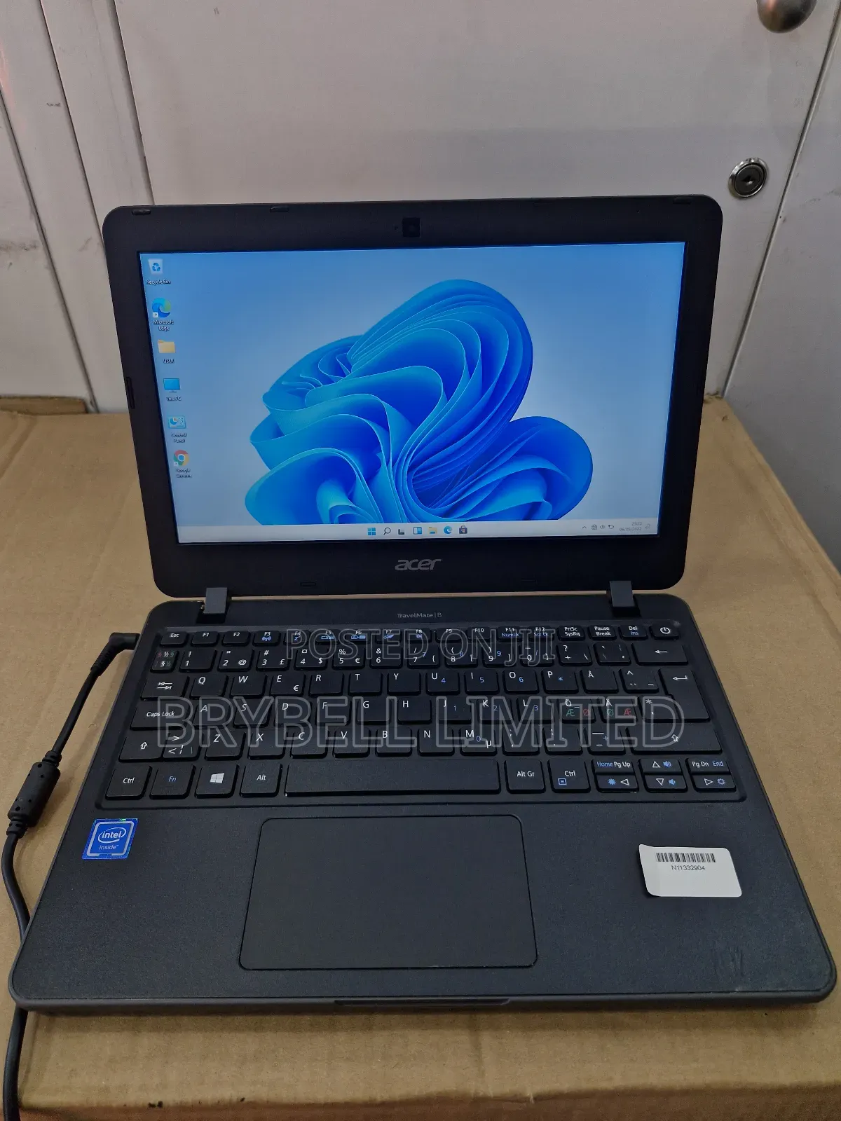 Laptop Acer TravelMate B 4GB Intel Celeron HDD 72GB