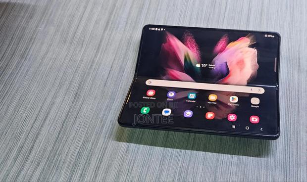 Samsung Galaxy Z Fold 3 256 GB Black