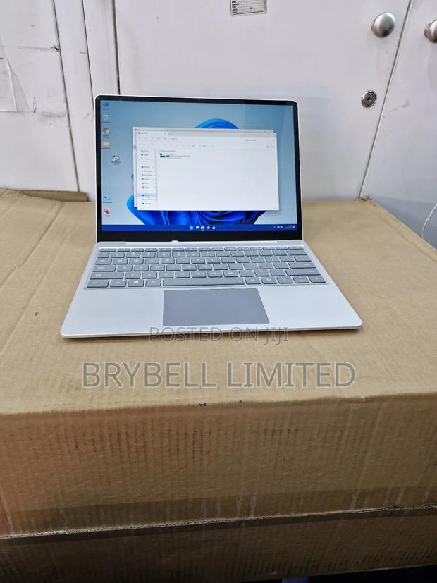 Laptop Microsoft Surface Go 8GB Intel Core I5 SSD 256GB - thumbnail 6