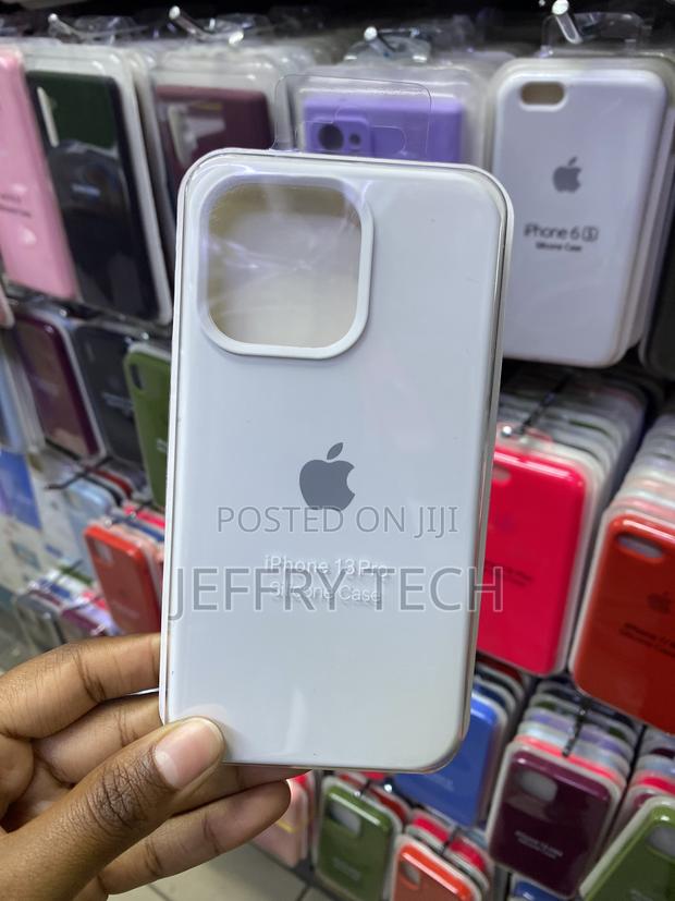 Laudtec Silicone iPhone 13 Pro Liquid Silicone Case-Blue - main view