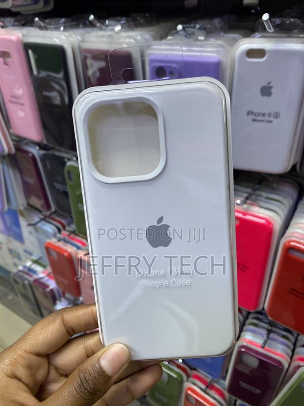 Laudtec Silicone iPhone 13 Pro Liquid Silicone Case-Blue - thumbnail 2