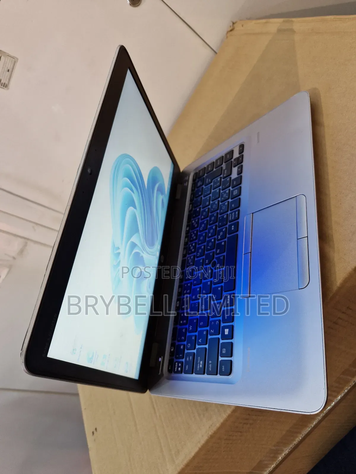 Laptop HP EliteBook MT42 4GB AMD A8 HDD+SSD 500GB