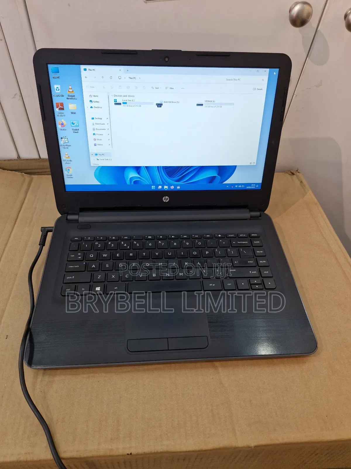 Laptop HP 245 G4 4GB AMD A6 HDD+SSD 256GB