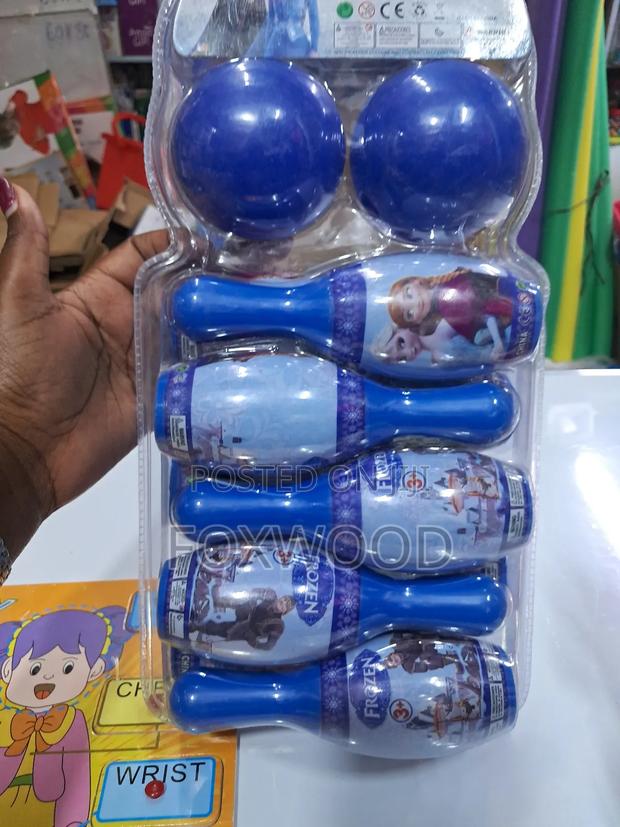 Bowling Set Designed for Kids - thumbnail 3