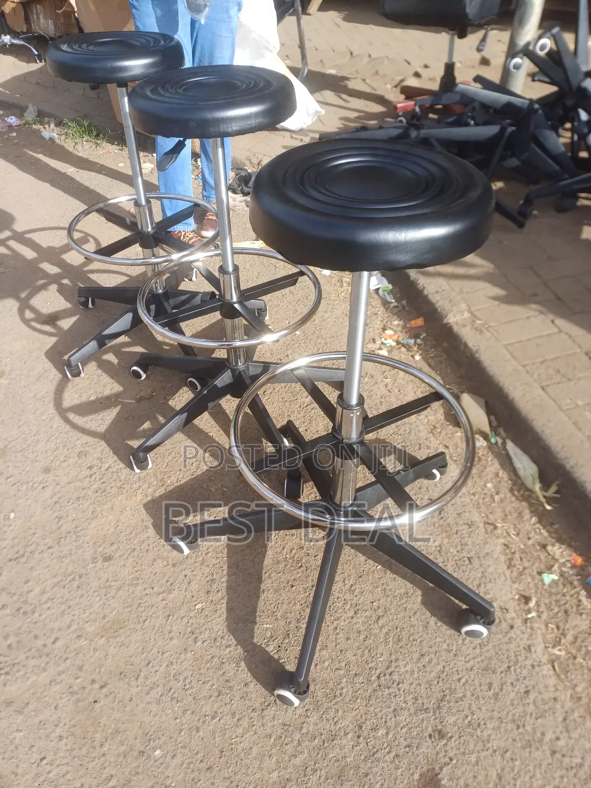 Lab Stool Extra Long With Footrest