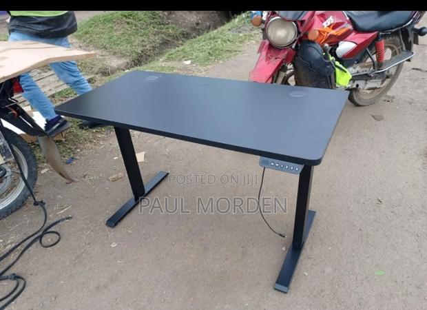Electric Height Adjustable