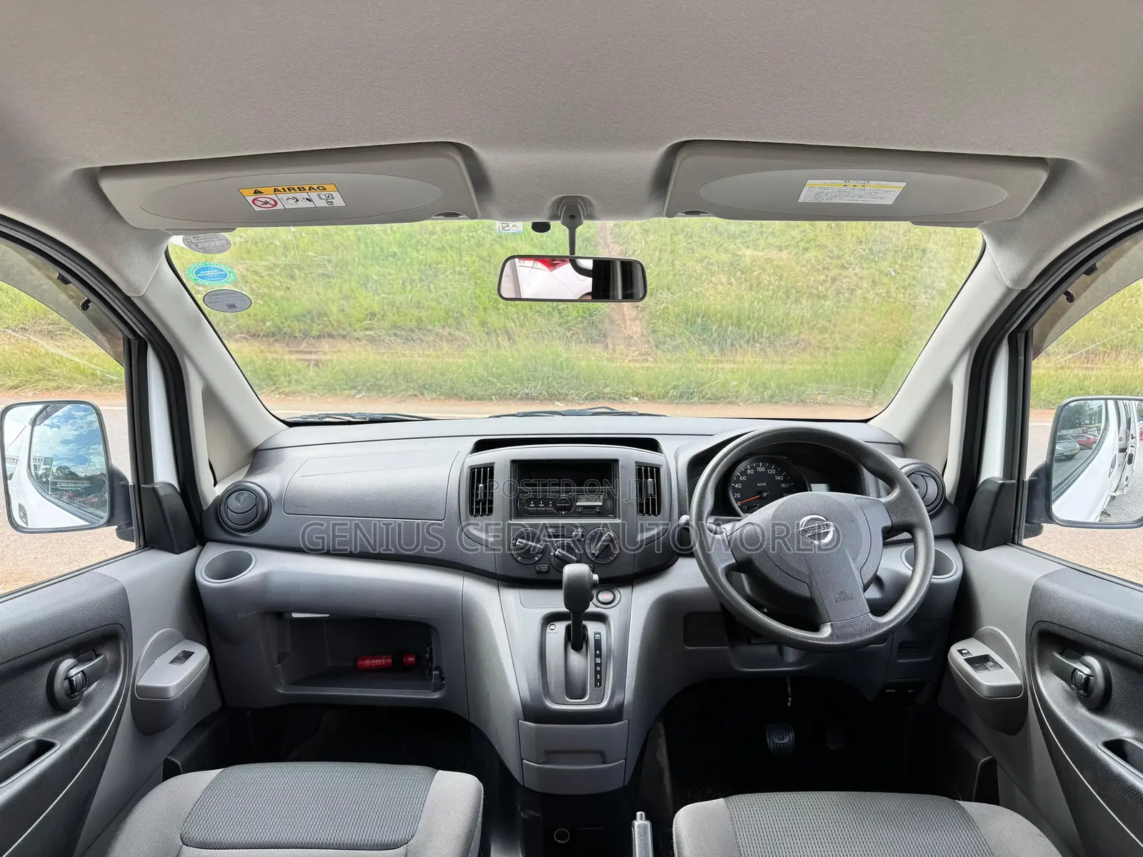 Nissan NV200 2018 White