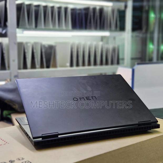 Laptop HP Victus 16 16GB AMD Ryzen 7 SSD 512GB - thumbnail 4