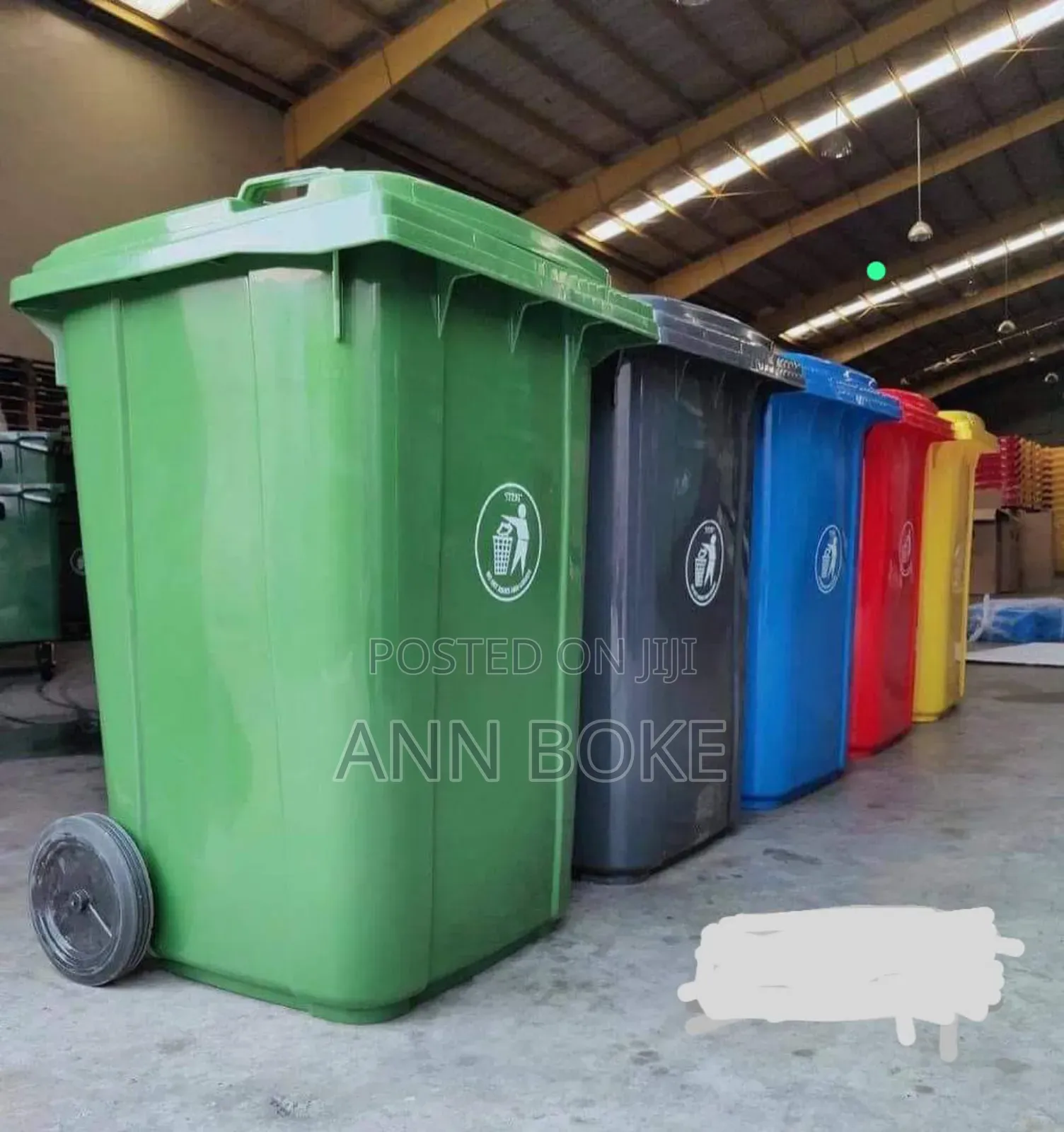 *Tt Dustbin With Wheels Available in Green, Black, Blue,