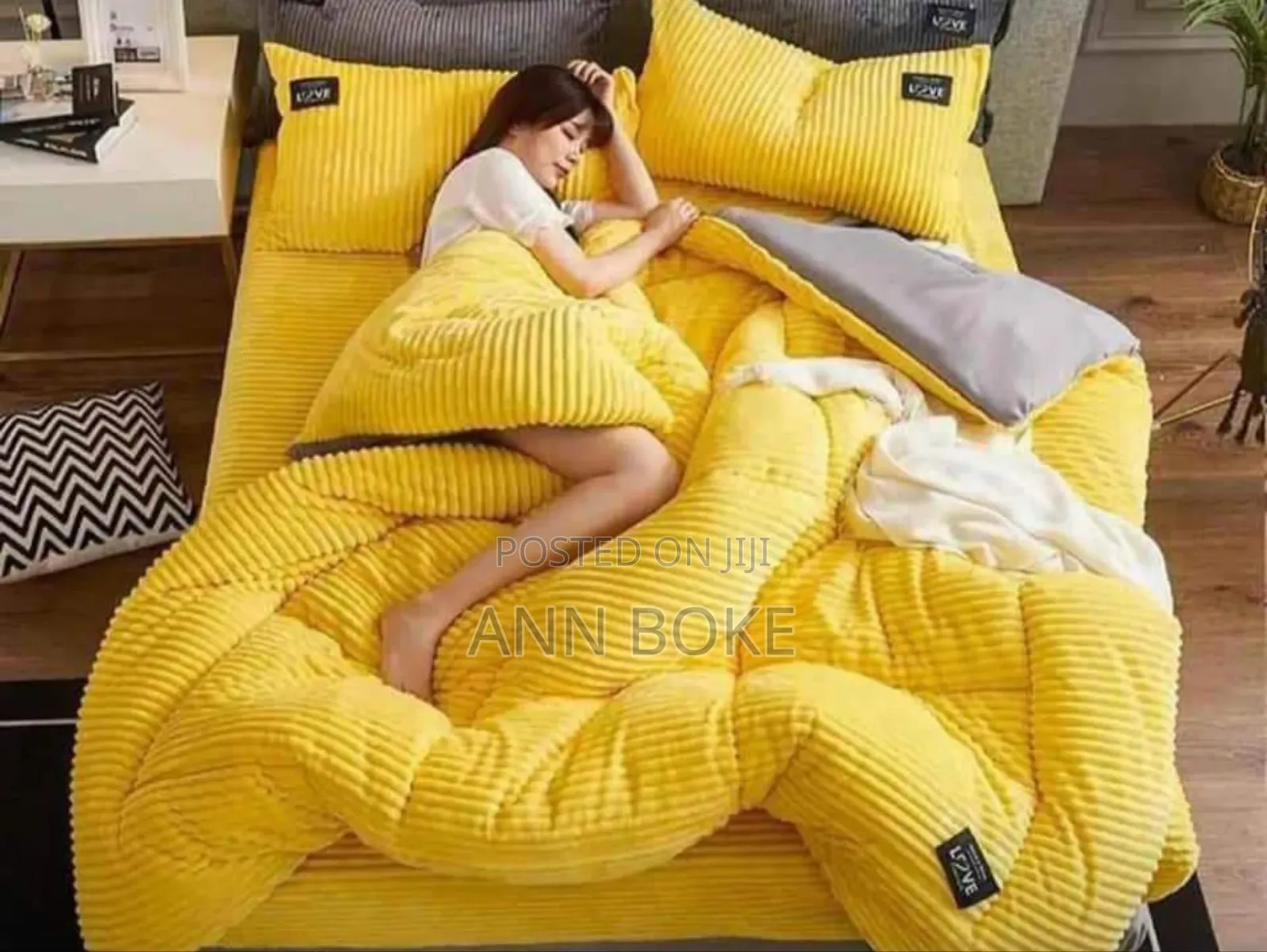 *Velvet Duvets* 1 Pc Duvet 1 Pc Bedsheet