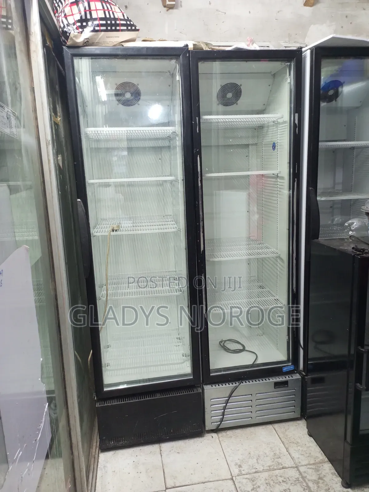 Well Maintained ( Display Fridge 500l)