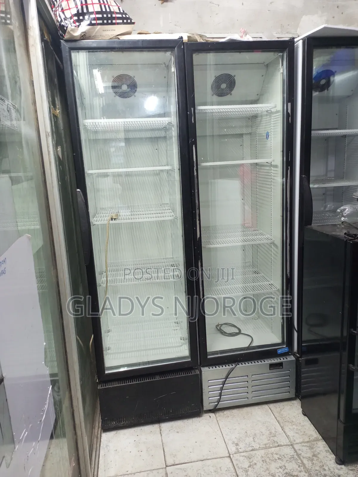 Well Maintained ( Display Fridge 500l)