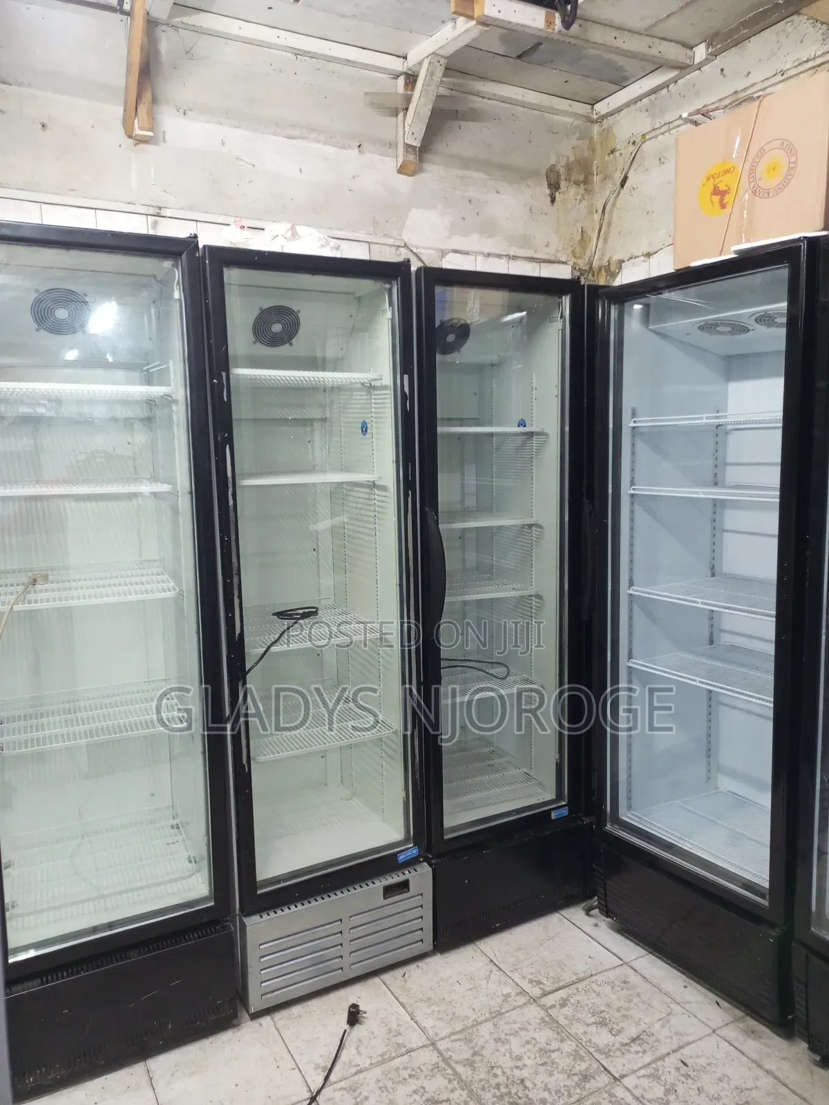 Realiable Showcase Chiller ( Well Maintained)