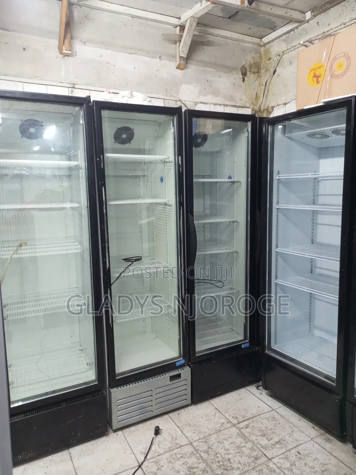 Realiable Showcase Chiller ( Well Maintained)