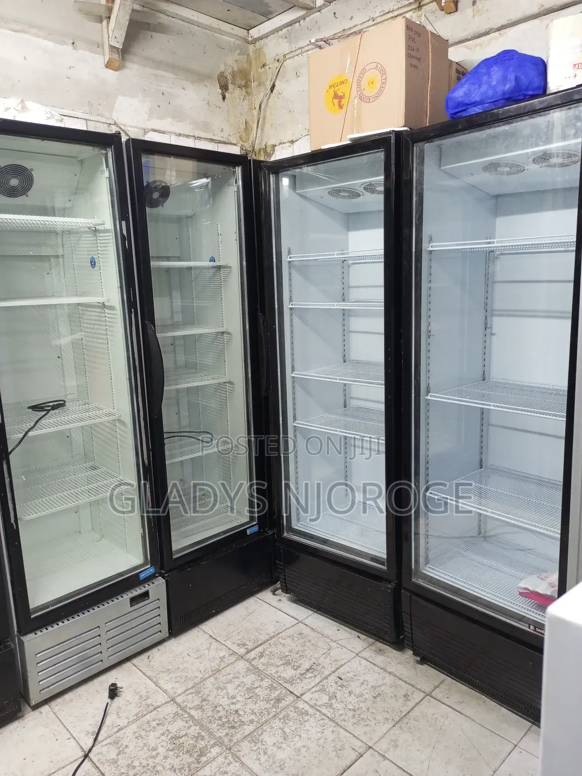 Realiable Showcase Chiller ( Well Maintained)