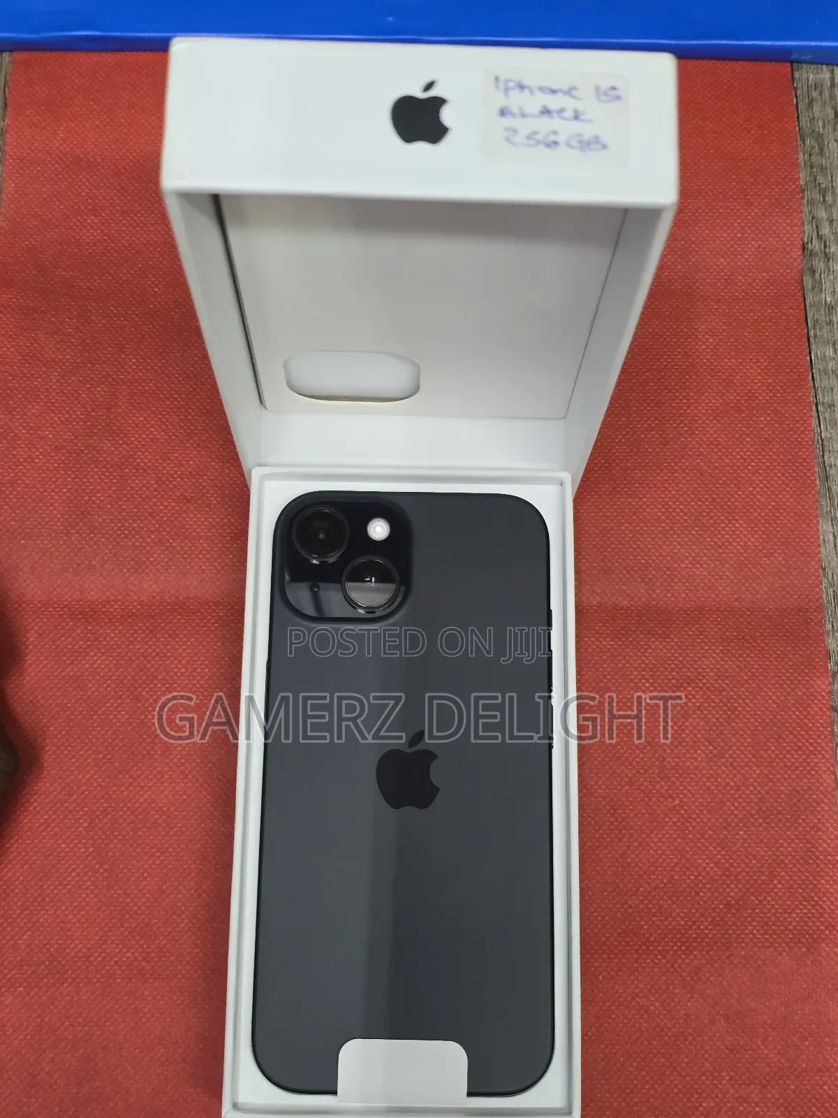 New Apple iPhone 15 256 GB Gray