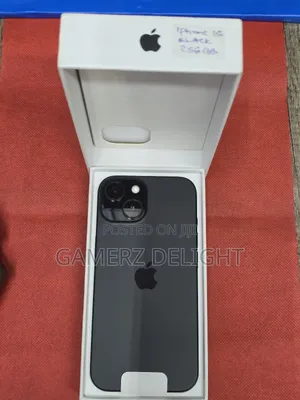 New Apple iPhone 15 256 GB Gray