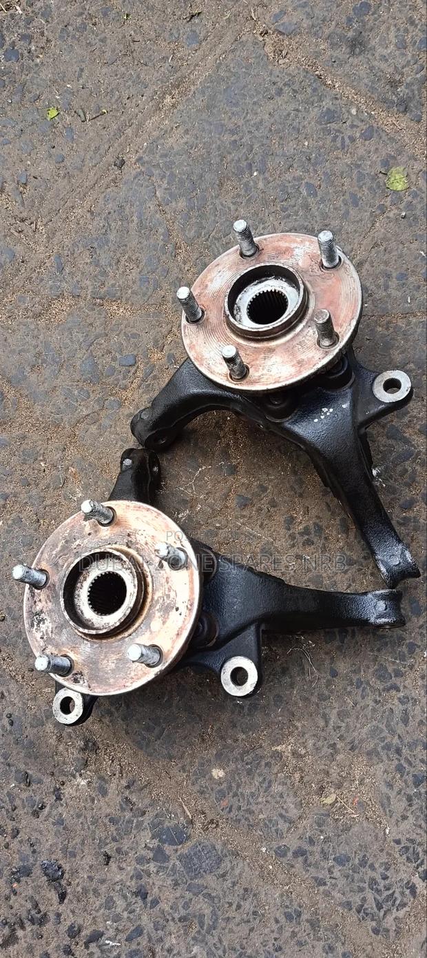 Vanguard,Rav4 Front Wheel Hubs. - thumbnail 6