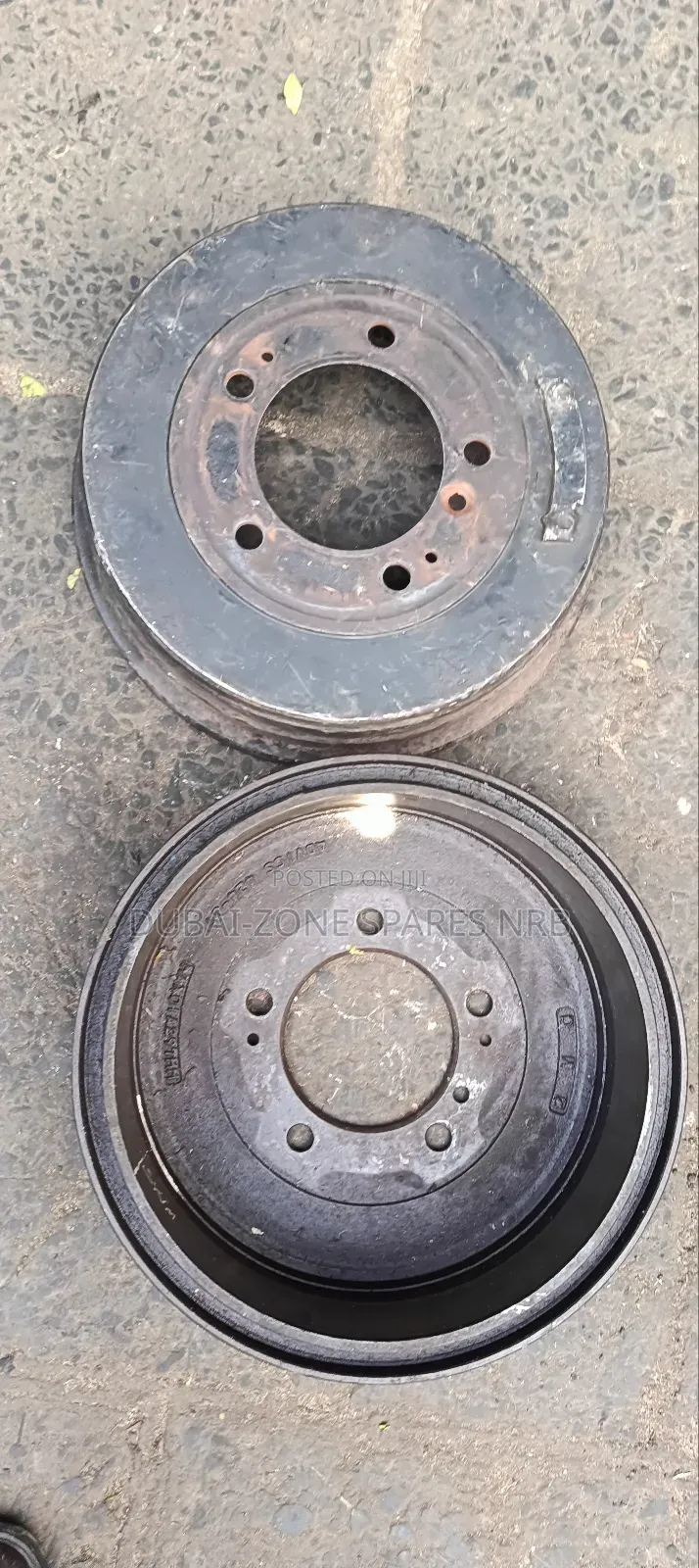 Land Cruiser J79 2-Brake Drums.