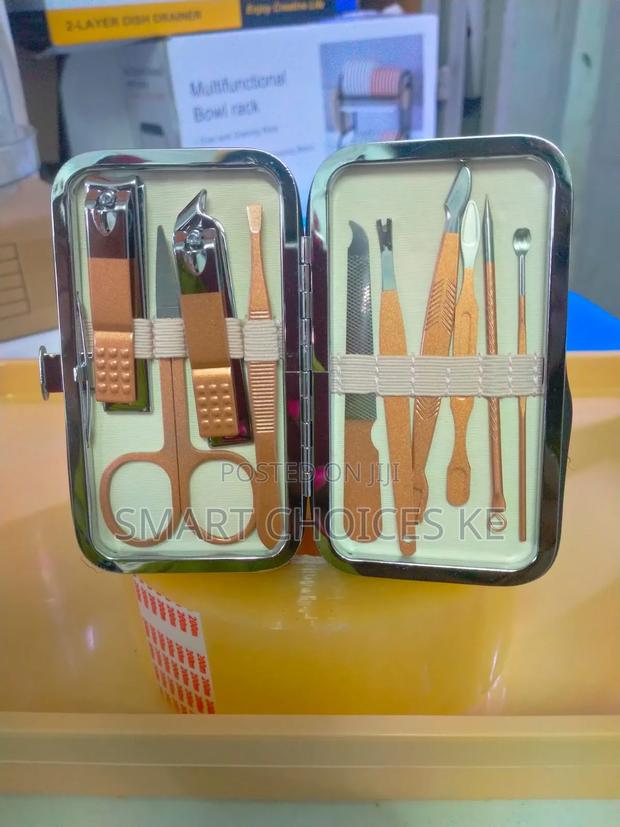 Sleek 11pc Manicure Pedicure Nail Kit Set
Well Packaged - thumbnail 5