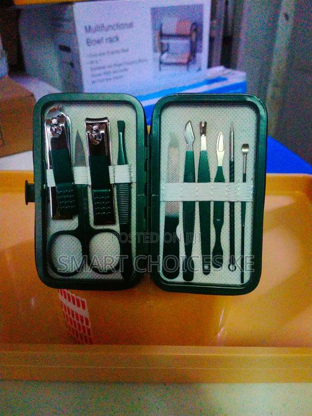 Sleek 11pc Manicure Pedicure Nail Kit Set
Well Packaged - thumbnail 7