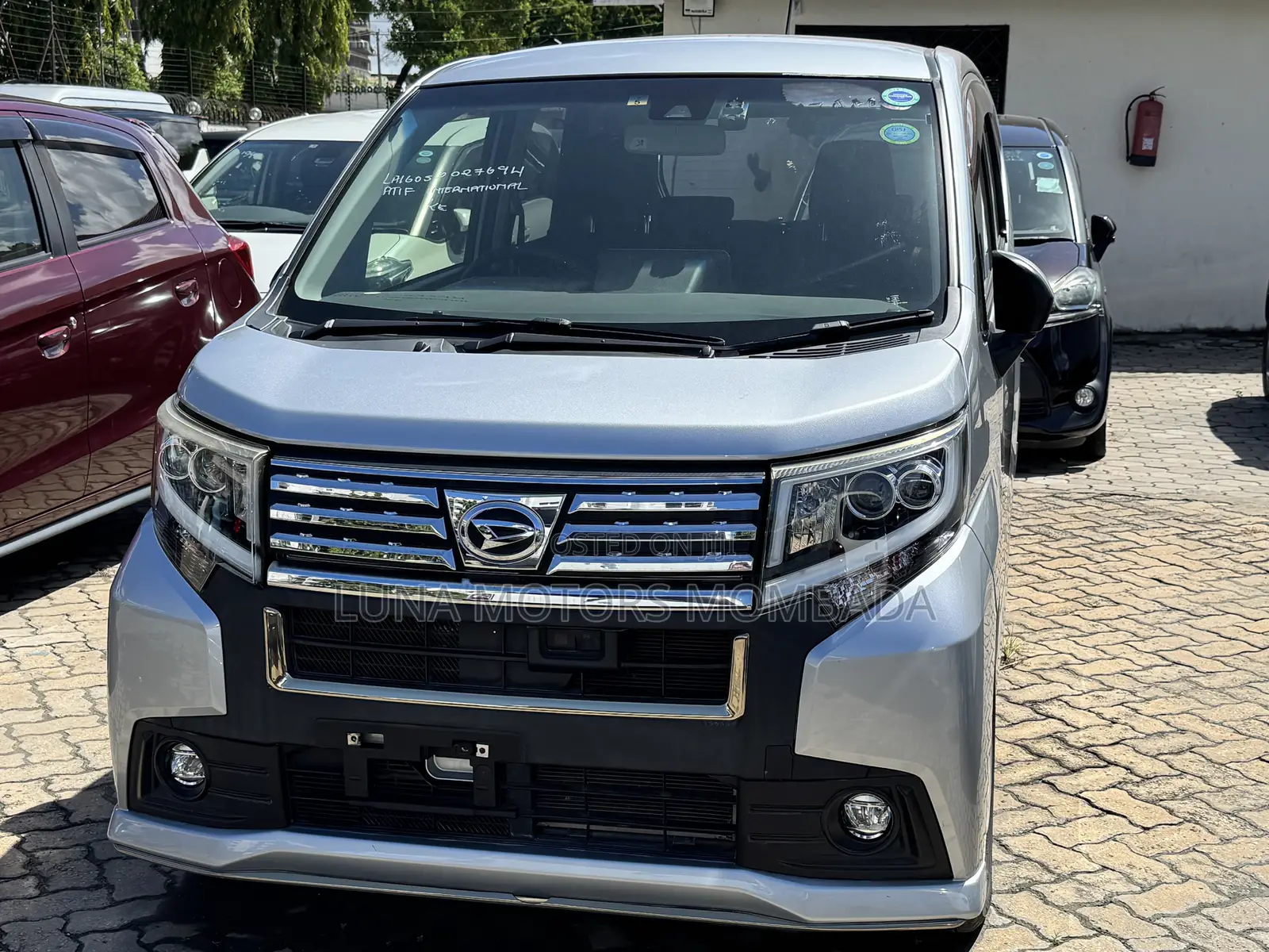 Daihatsu Move 2018 Silver