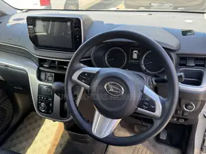 Daihatsu Move 2018 Silver