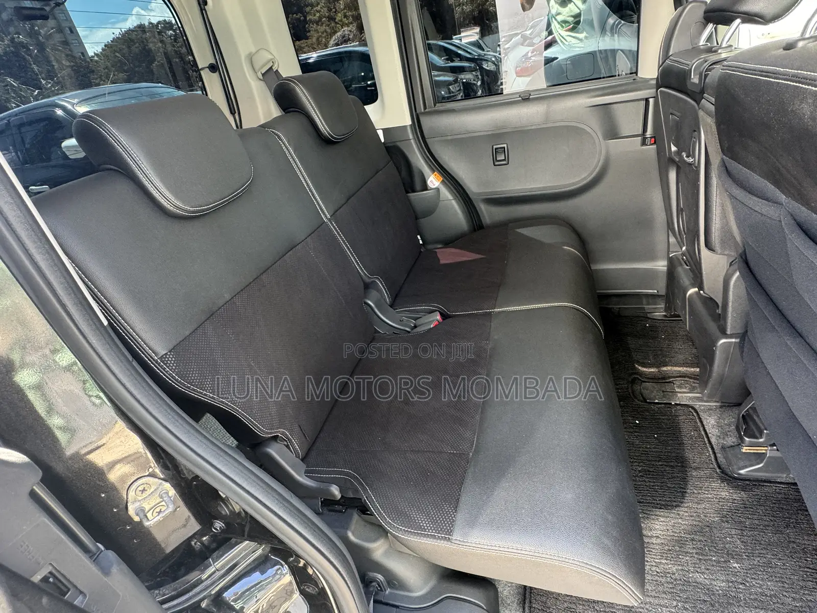 Daihatsu Tanto 2018 Black