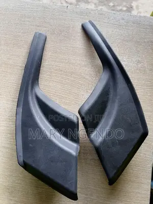 Windscreen Finisher for Toyota Aqua